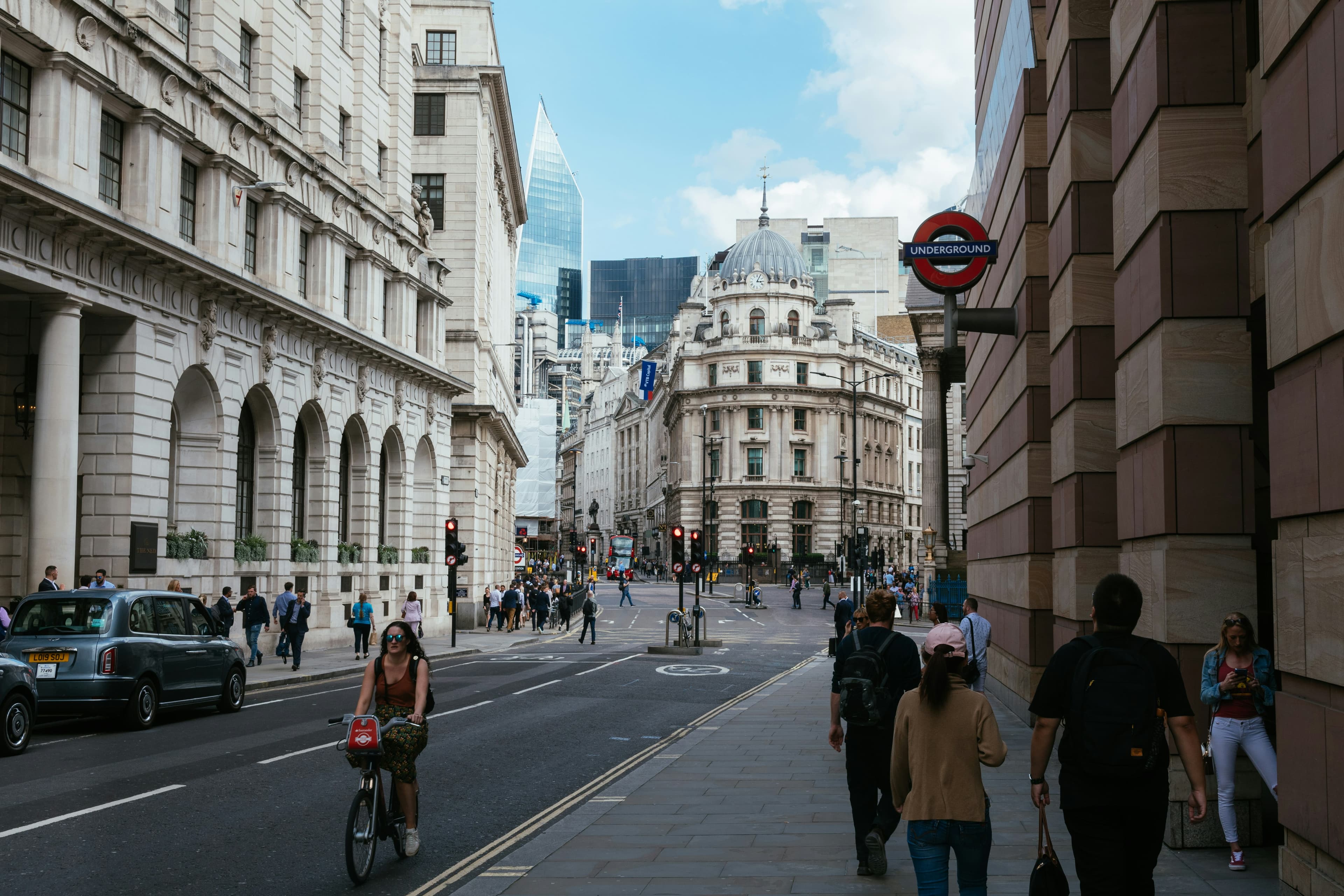Cover Image for UK Bridging Loans in 2025: Trends, Opportunities and Challenges
